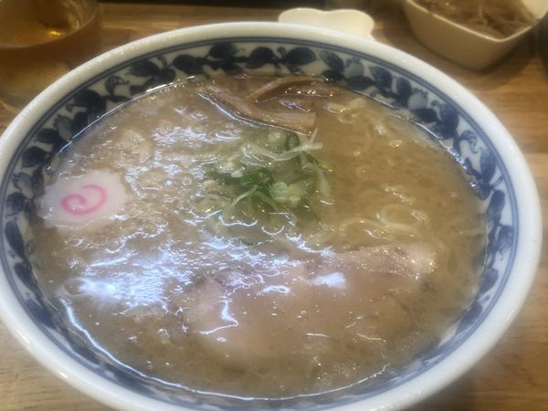 「とりぶたのうこうラーメン（900円）」@必勝軒の写真