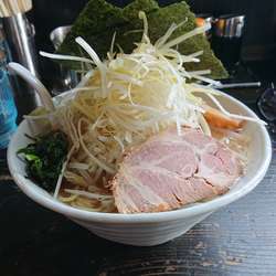 ネギ醤油ラーメン