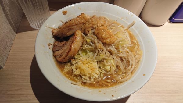 「ラーメン750(300g)」@麺屋 味方の写真