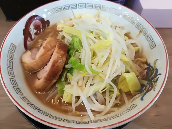「小ラーメン780円ニンニク増し」@豚山 大船店の写真