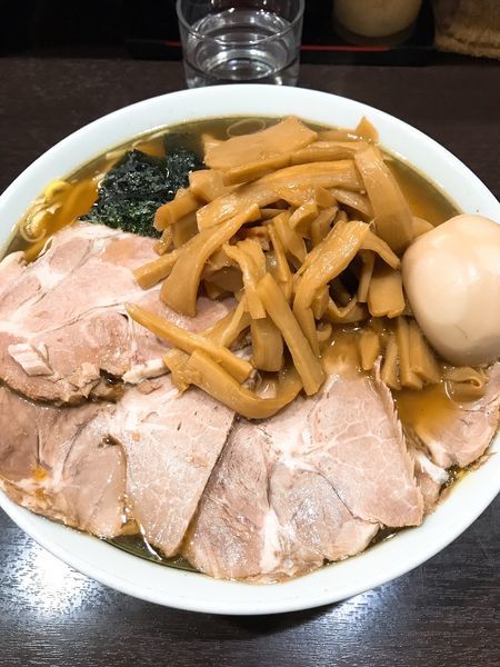 「ラーメン(中)＋メンマ&チャーシュー＋味玉」@中華そば べんてんの写真