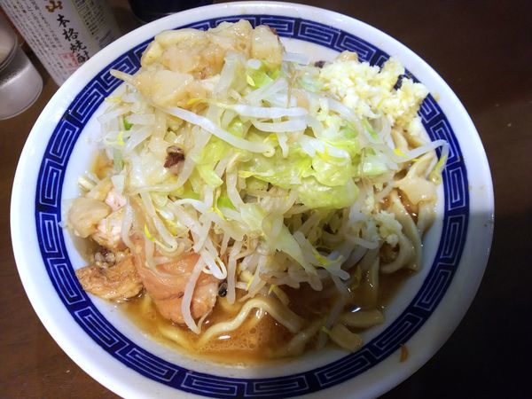 「ラーメン少なめ　ヤサイニンニクアブラ　700円」@ラーメン ゼンゼンの写真