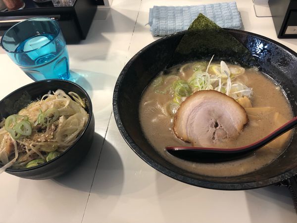 「こっさり醤油とネギ丼」@麺匠 風流の写真