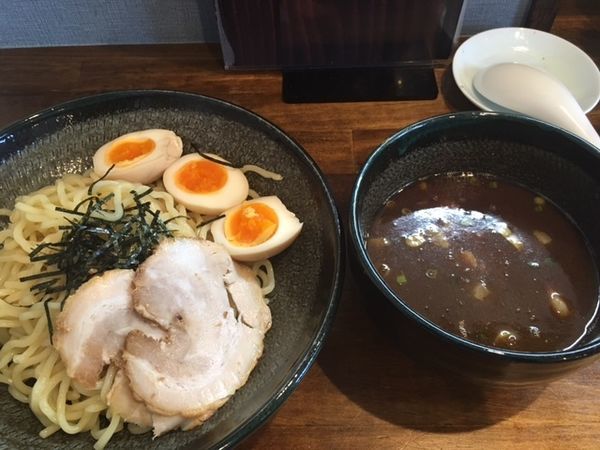 「魚介豚骨つけ麺」@中華そば 麦家 八千代台店の写真