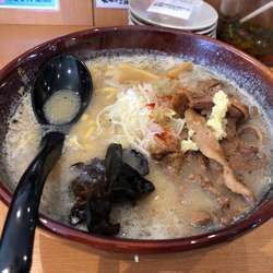 炙り豚盛り味噌(800円)