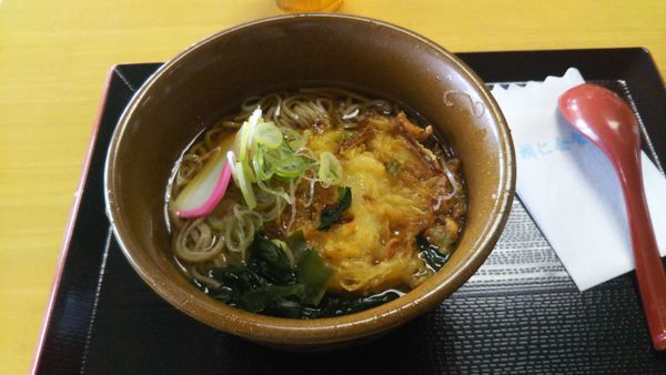 「かき揚げそば」@筑波大学附属病院 桐仁会食堂の写真