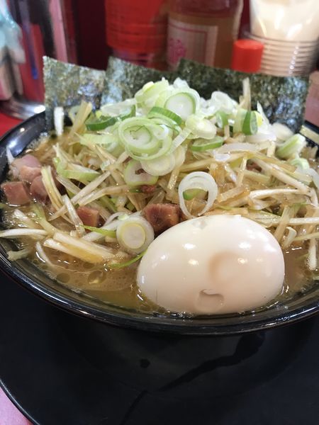 「ネギラーメン」@家系ラーメン とらきち家の写真