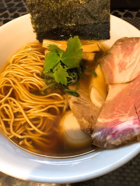 「肉が三種のらぁ麺 ¥780＋味玉 ¥100」@赤青(MURASAKI)の写真