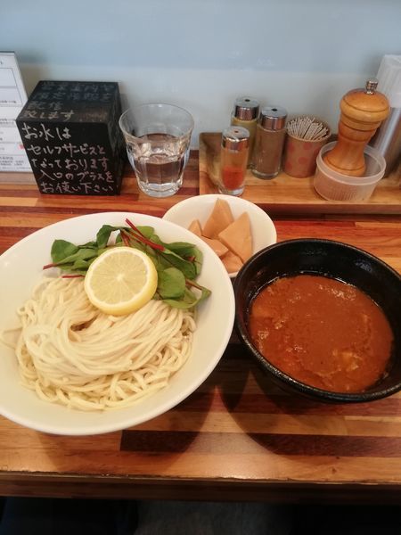 「オマールエビのトマトつけ麺880円三角メンマ100円」@鮮魚らーめん 五ノ神水産の写真