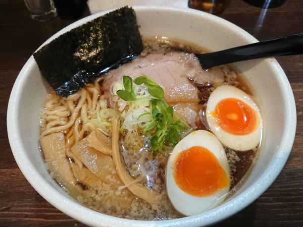 「中華そば750円＋味玉100円」@中華そば 西のの写真