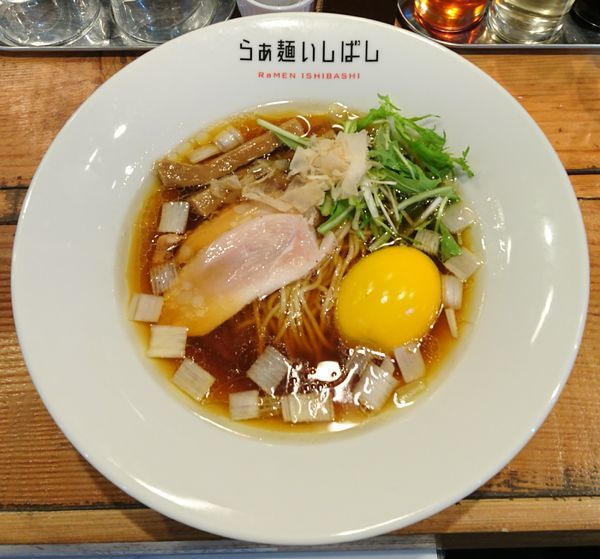 「味玉醤油らぁ麺」@らぁ麺 いしばしの写真