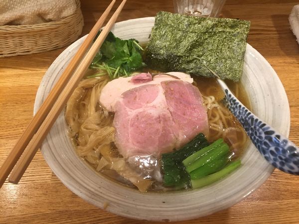 「山椒 白醤油そば800円+大盛100円」@中華そば きなりの写真