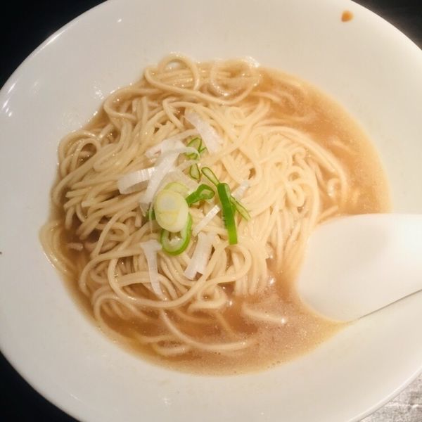 「中華そば(小)600」@自家製麺 伊藤 銀座店の写真