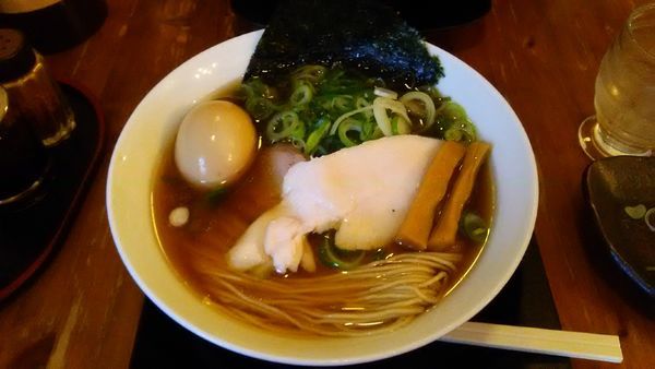 「味玉中華そば+九条ねぎ」@麺や食堂 本店の写真