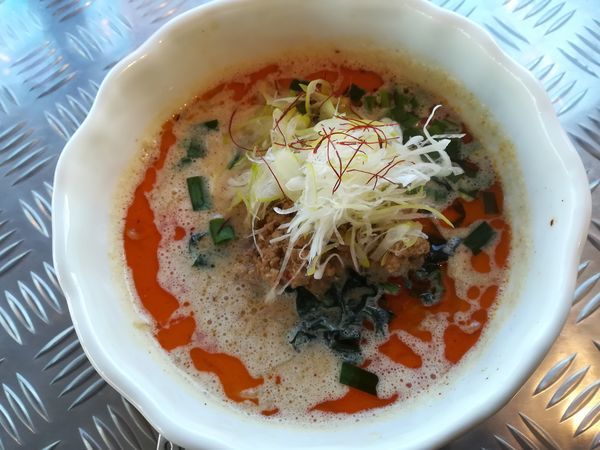 「豆乳坦々麺」@Curry & noodle LODEKKAの写真