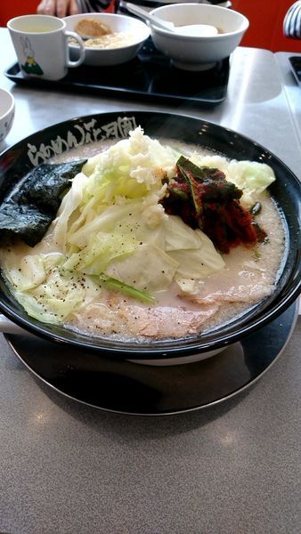 「げんこつラーメン塩680円大盛150円クーポンキャベツ無料」@らあめん花月嵐 荏原中延駅前店の写真