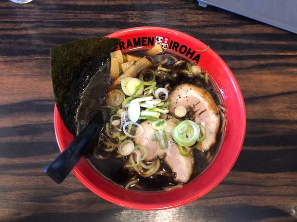 「黒醤油ラーメン」@麺家いろは 射水本店の写真