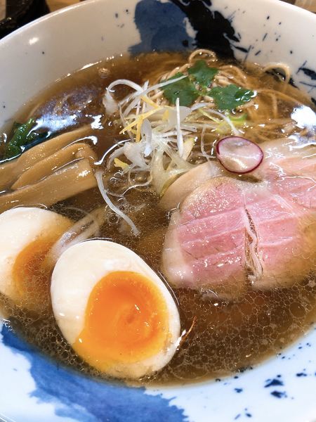 「ちゅるり 醤油ラーメン 味玉付き ¥900」@らーめん専門 Chu-Ru-Riの写真
