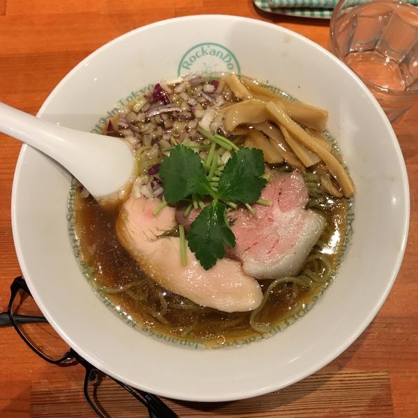 「醤油グリーン」@麺屋 六感堂 Rock'anDoの写真