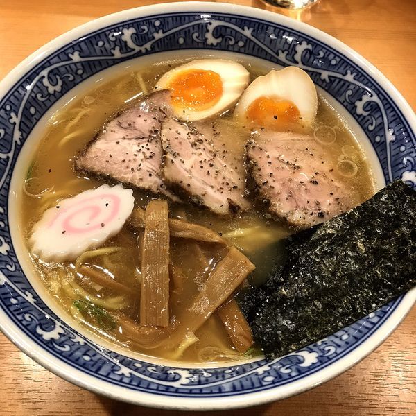 「特製中華そば」@中華そば 青葉 池袋サンシャイン店の写真