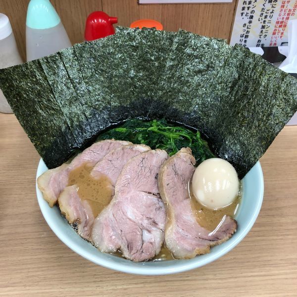 「極並ラーメン」@横浜ラーメン 武蔵家 明大前店の写真
