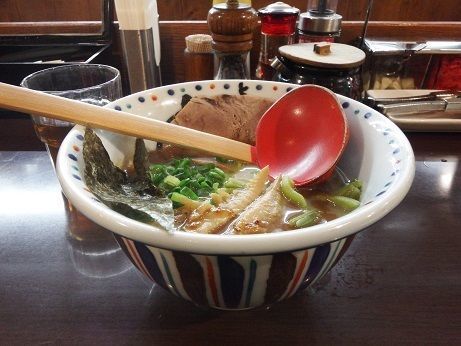 「七志らーめん(ハーフ)」@七志 とんこつ編 たまプラーザ店の写真