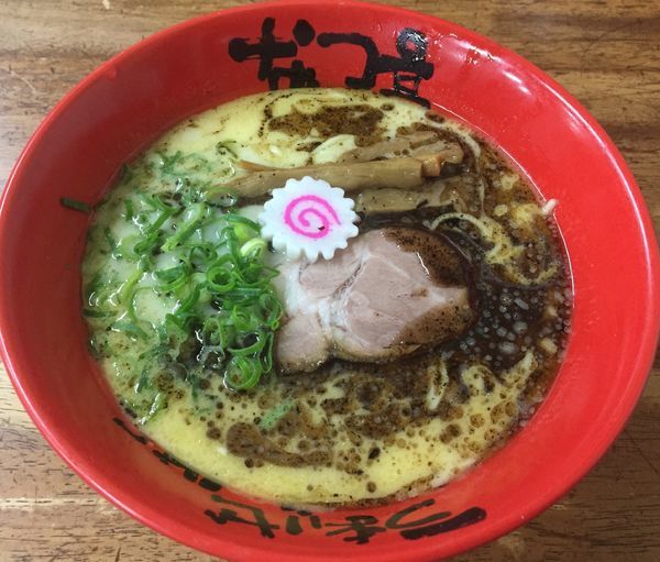 「黒葱油の鶏白湯」@なんつッ亭 秦野本店の写真