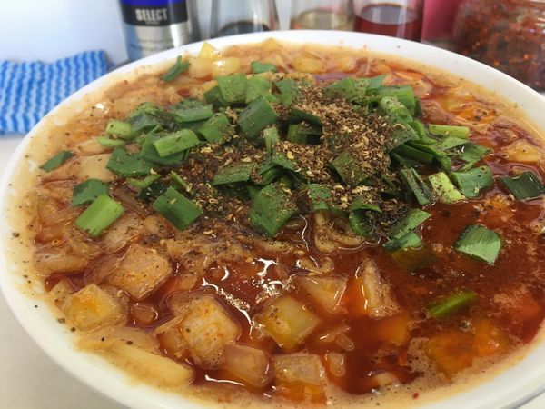 「勝浦タンタン麺/ご飯」@ビンギリの写真