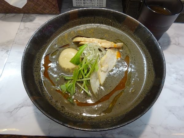 「黒担々麺」@さわだの担々麺の写真