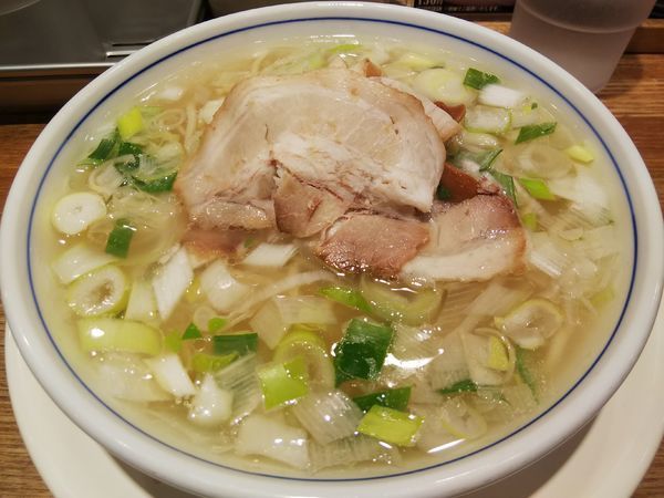 「バラそば　塩」@玉 バラそば屋 中野店の写真