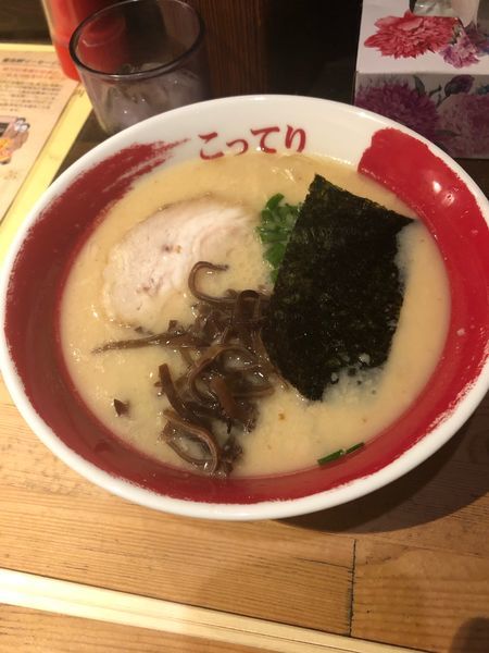 「豚骨ラーメン(細麺)」@ニュー甲子園の写真