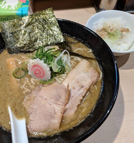 「濃厚煮干そば850円+サバめし0円」@煮干し中華そば 亘の写真