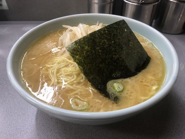 「ラーメン大盛り800円」@ラーメン道楽 渋谷店の写真