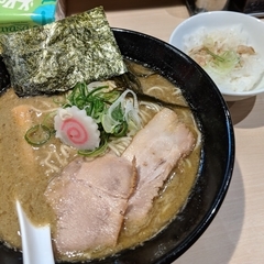 煮干し中華そば 亘の画像