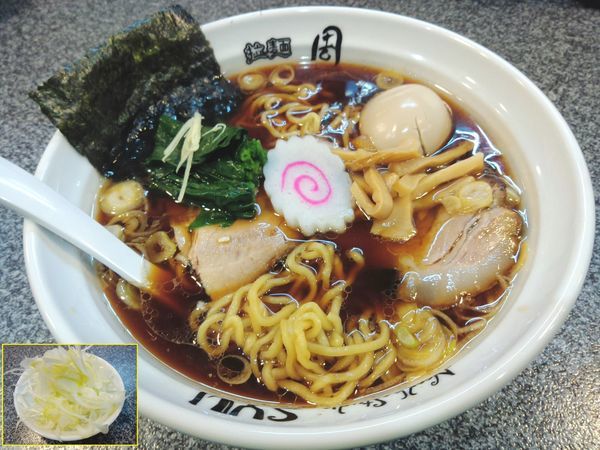 「生姜醤油らーめん ￥750・ネギ ￥150・味玉 ￥100」@Noodle Studio SYU 周の写真