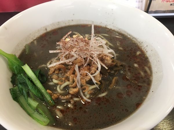 「黒たんたん汁あり」@あかくろたんたんの写真