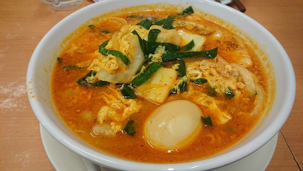 「チゲ味噌ラーメン 味玉」@日高屋 関内伊勢佐木モール店の写真