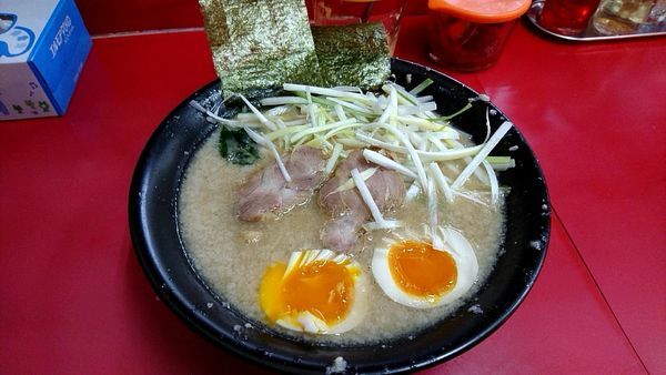 「特製ラーメン　640円」@ラーメン力○の写真