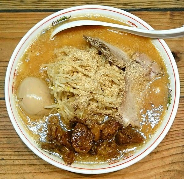 「特製牛骨味噌」@ナベラボ 池袋〝牛骨ラーメン〟の写真