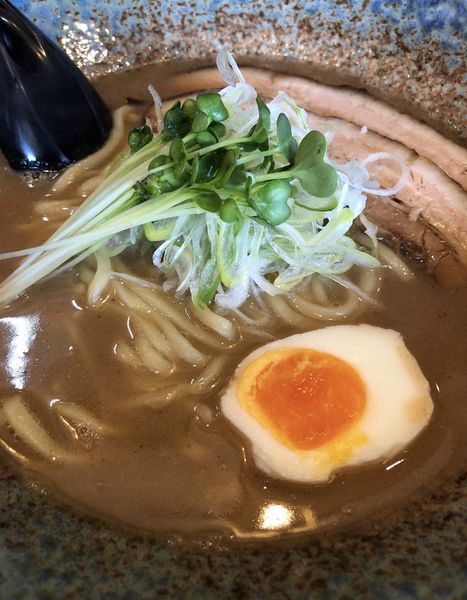 「和風とんこつらーめん」@綿麺の写真