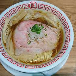 醤油ワンタン麺