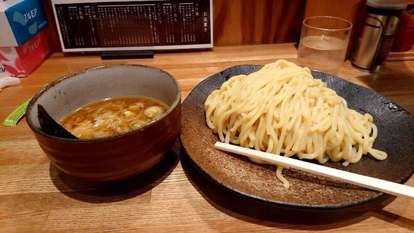 「つけ麺大盛り780円」@つけ麺屋 やすべえ 池袋店の写真