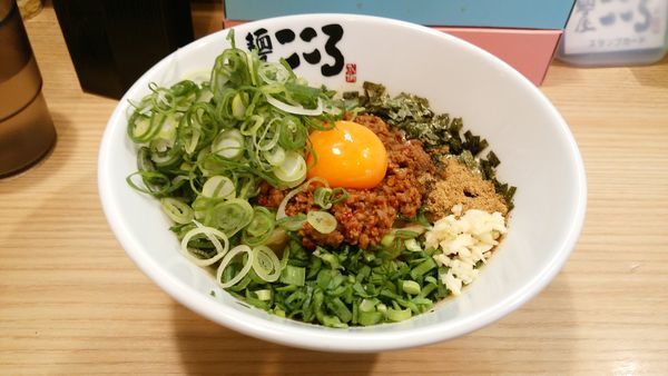 「九条ネギ盛り台湾まぜそば ニンニク少量」@麺屋 こころ 大岡山本店の写真