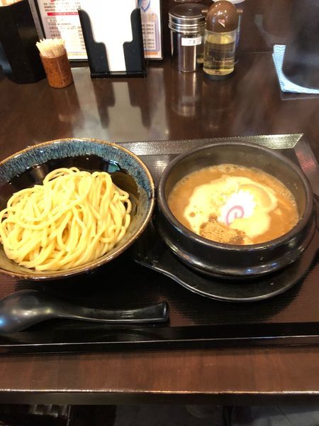 「味玉つけ麺」@麺侍右京 反町店の写真