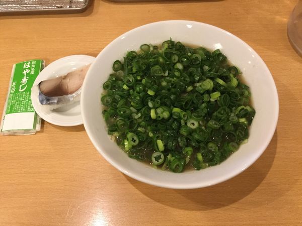 「ラーメン＋はや寿し(¥750＋120)」@ラーメン○イ 十二番丁店の写真