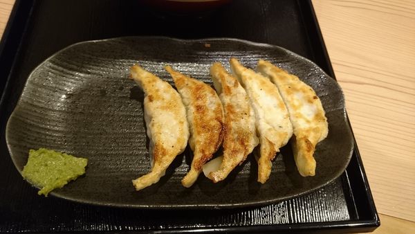 「肉汁おとど餃子」@餃子楼 おとど餃子食堂 本八幡駅前店の写真