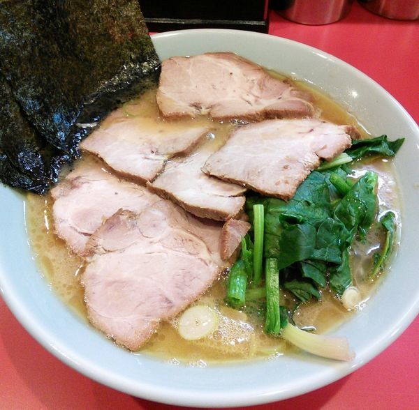「チャーシューメン 　８８０円」@横浜家系ラーメン 黄金家の写真