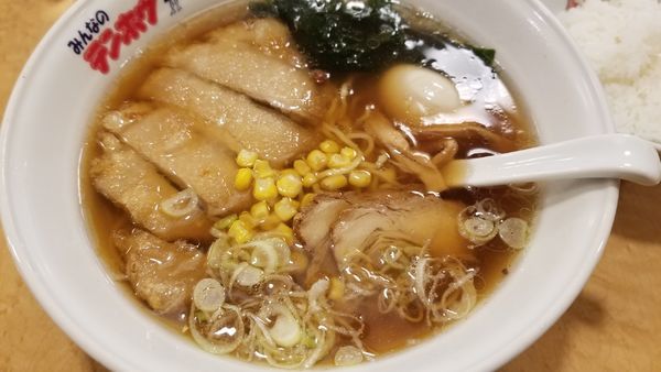 「デラックスラーメン」@みんなのテンホウ 松本並柳店の写真