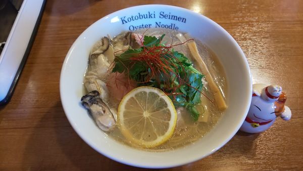「カキそば 大盛り」@寿製麺よしかわ 川越店の写真