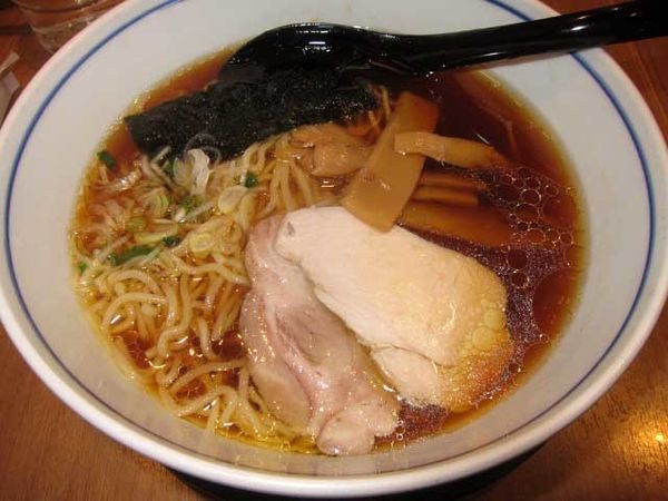 「純鶏らーめん醤油　580円」@麺処直久 新橋店の写真